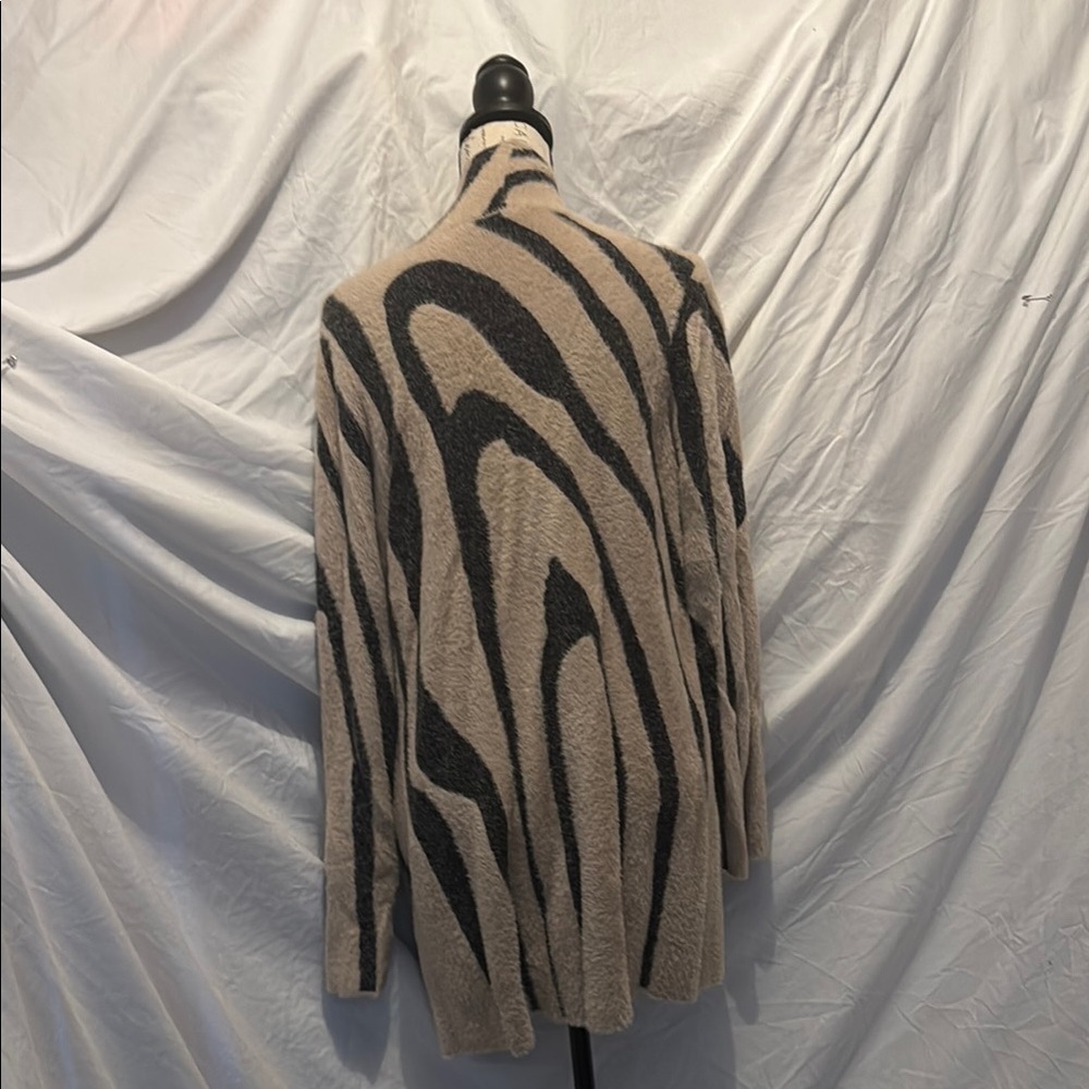 Tan and Black Zebra Pattern Cardigan Sweater - Picture 9 of 12
